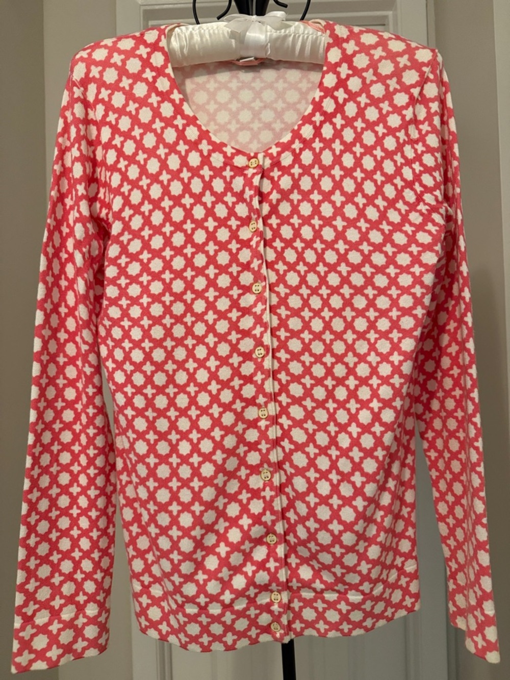 Charter Club Pink and White Clover Flower Patterned Button-Up Cardigan Size L